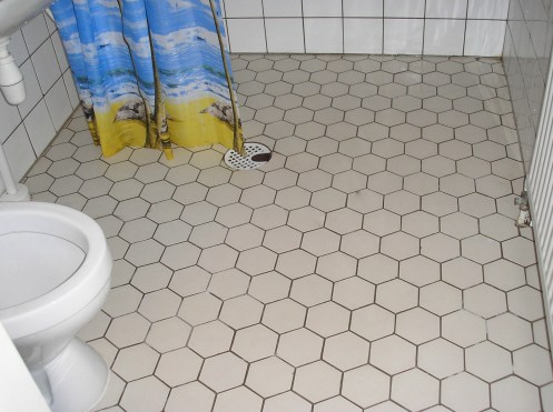 Pesukoneen paikka oikealla