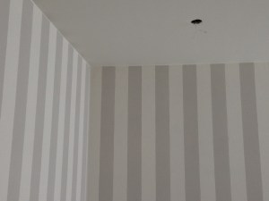 Valmista tapettipintaa