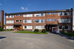 Ikkunat ja sadevesien viemäröinti uusittu