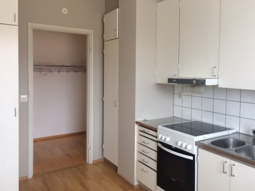 Keittiöstä eteiseen